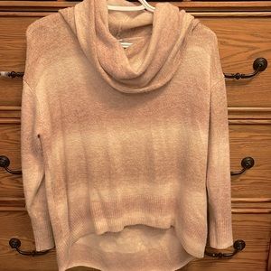 American Eagle crewneck sweater!